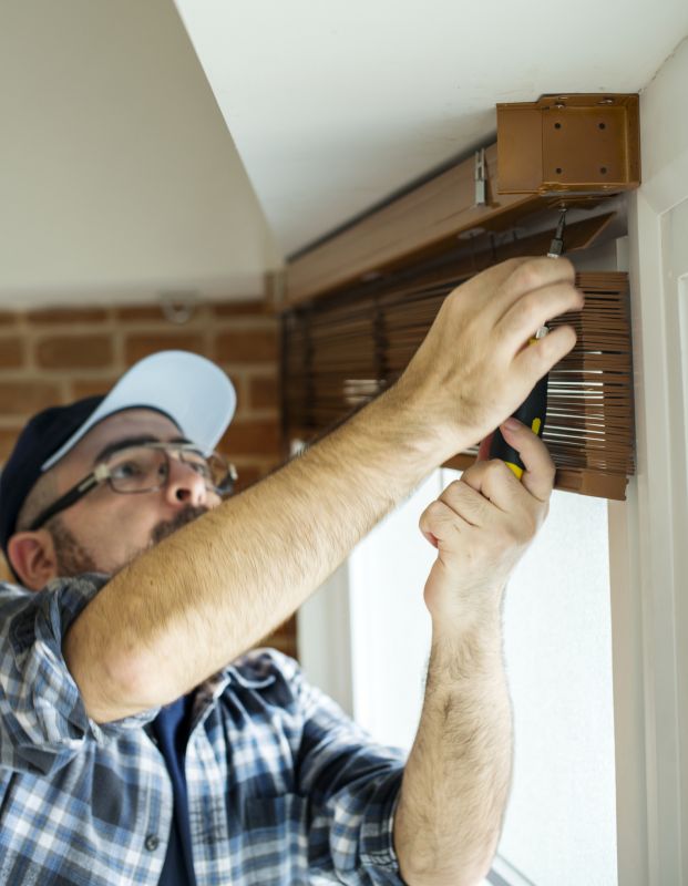 Horizontal Blind Repair in Boulder, CO